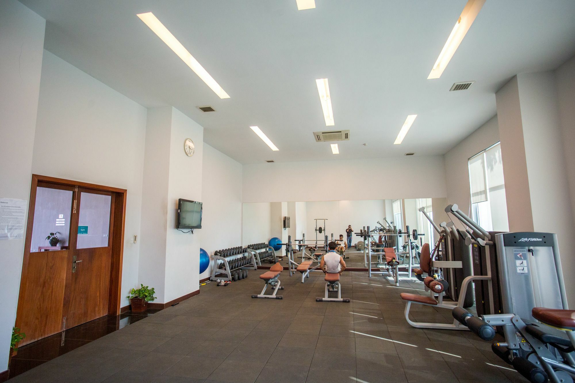 פנום פן Bellevue Serviced Apartments מראה חיצוני תמונה